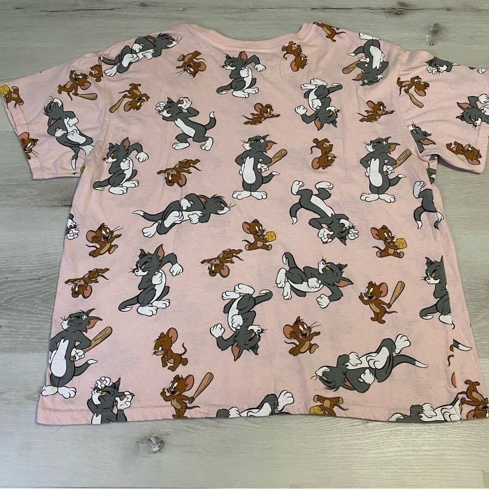 Tom and Jerry Graphic Tee, All Over Print, Pink, XL - Picture 2 of 8